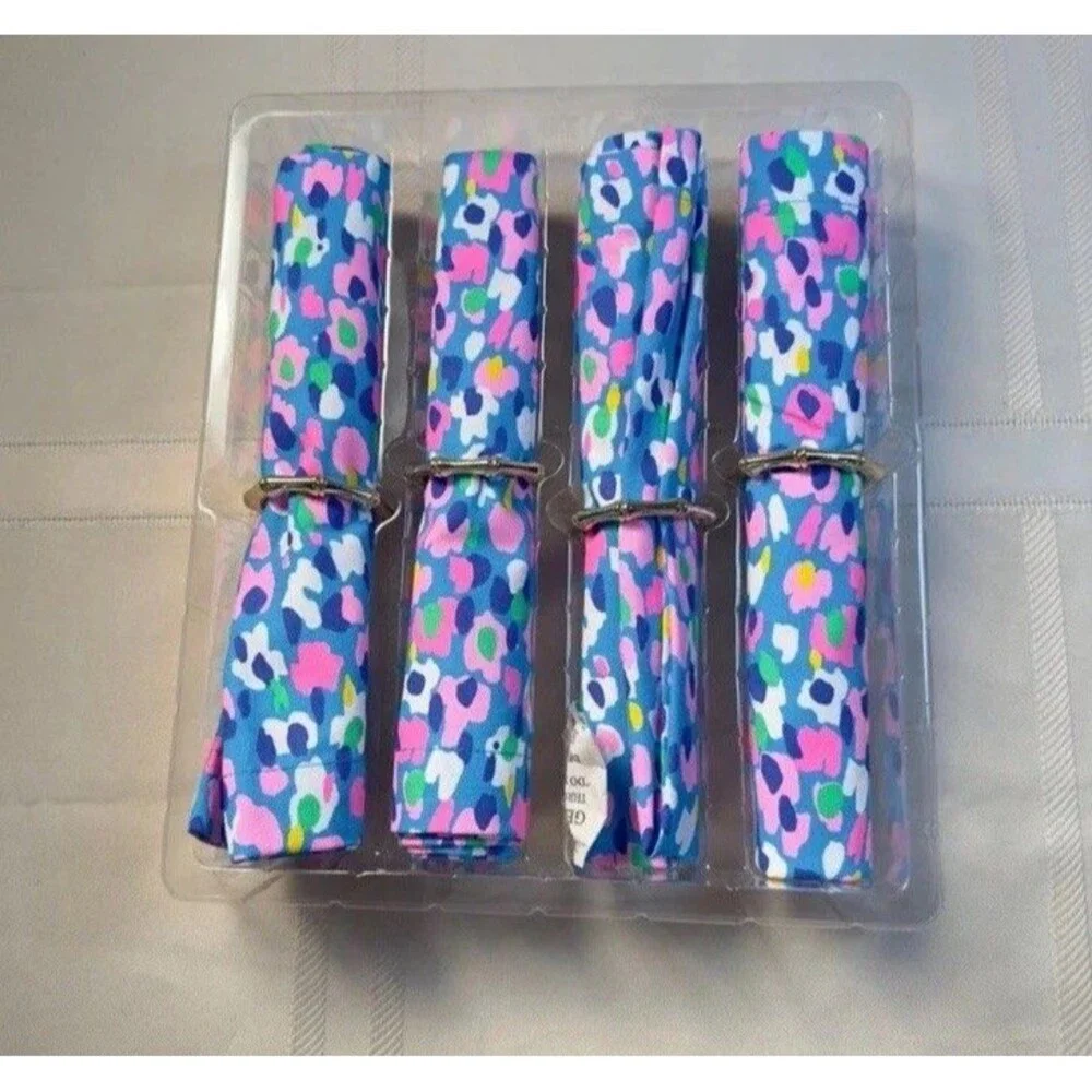 NEW Lilly Pulitzer Hottie Dottie Four Cloth Napkins With Rings Set